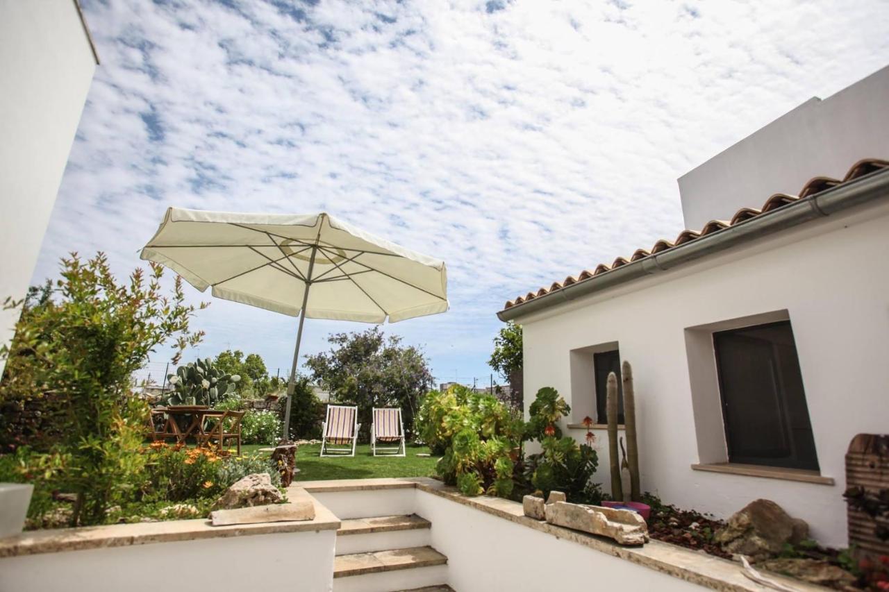 Casa Aquilino Villa Castrignano del Capo Exterior photo